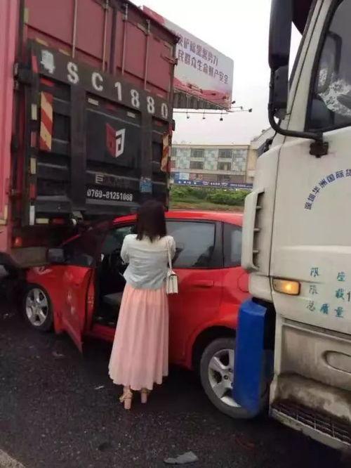 国产大车女司机在线播放,驾驭巨无霸的巾帼风采