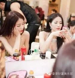 轻吻商务模特国产在线